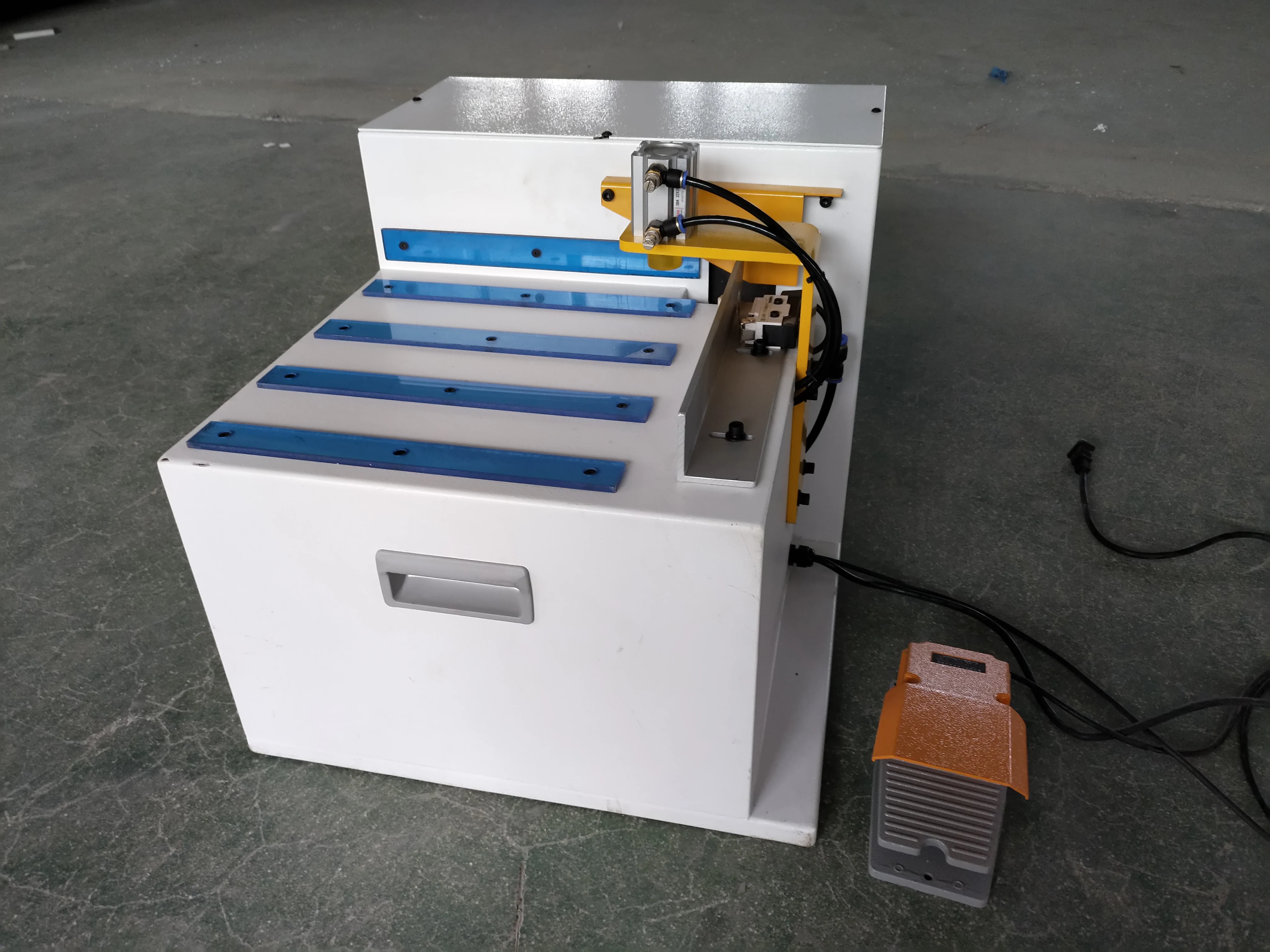 Corner Rounding Trimming Machine aluminum edge profile trim banding corner rounding machine for  mdf board