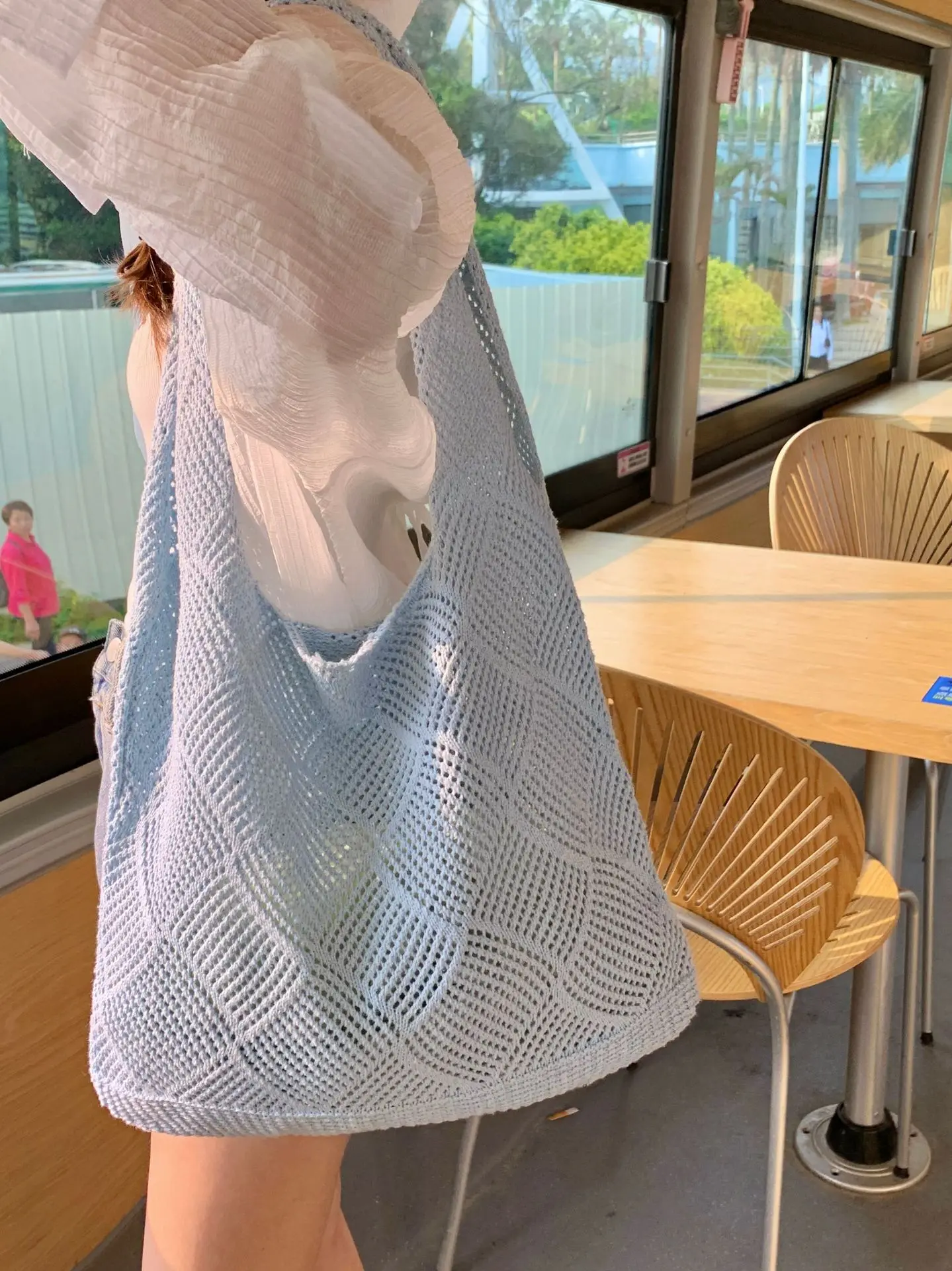 Custom Hot Sale Fashion Summer Beach Bag Mesh Design Shoulder Knitted Crochet Tote Bag for Women