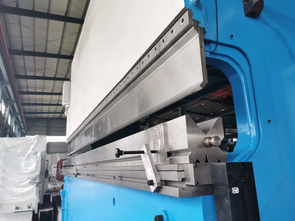 
hydraulic cnc 6m press brake machine 
