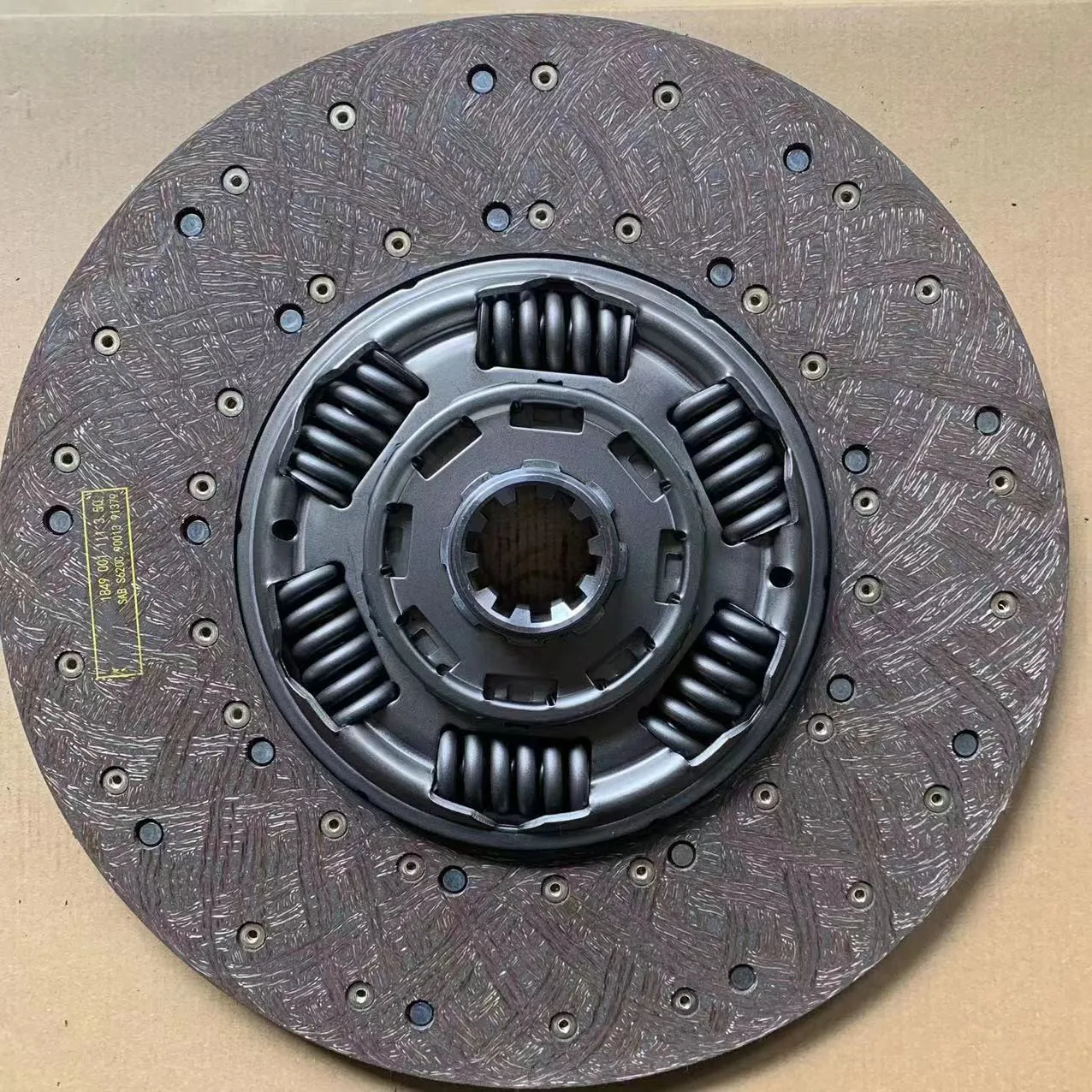 Original quality heavy truck clutch disc plate 1878080037 1878080031 manufacturer price