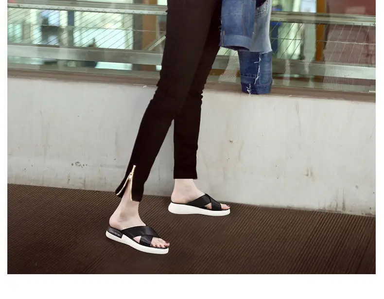Casual Fashion Female Leather Sandals Shoes Ladies Black Mid Heel Woman Half Slippers Shoes Girls Thick Bottom Wedges Sandals
