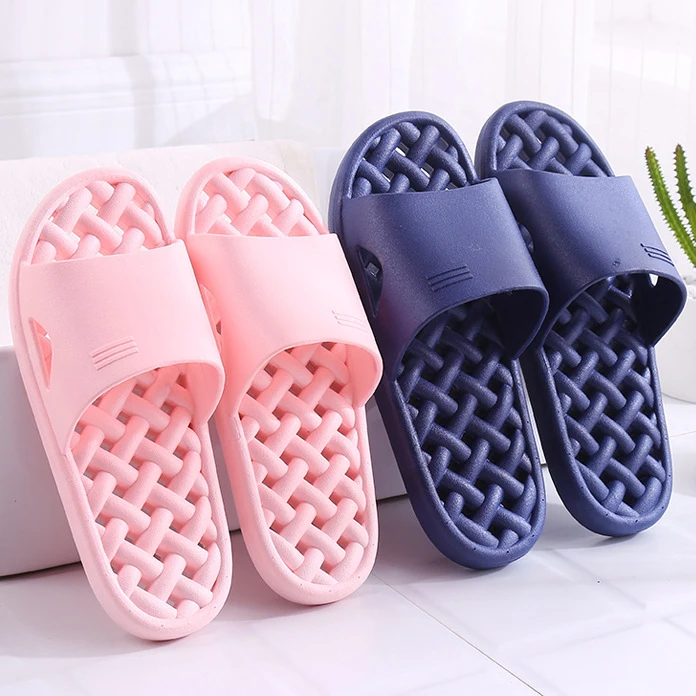 Factory New Anti-slip Bathroom Slippers for Couple Summer Hotels Homes Indoor Men And Women Showers Slippers