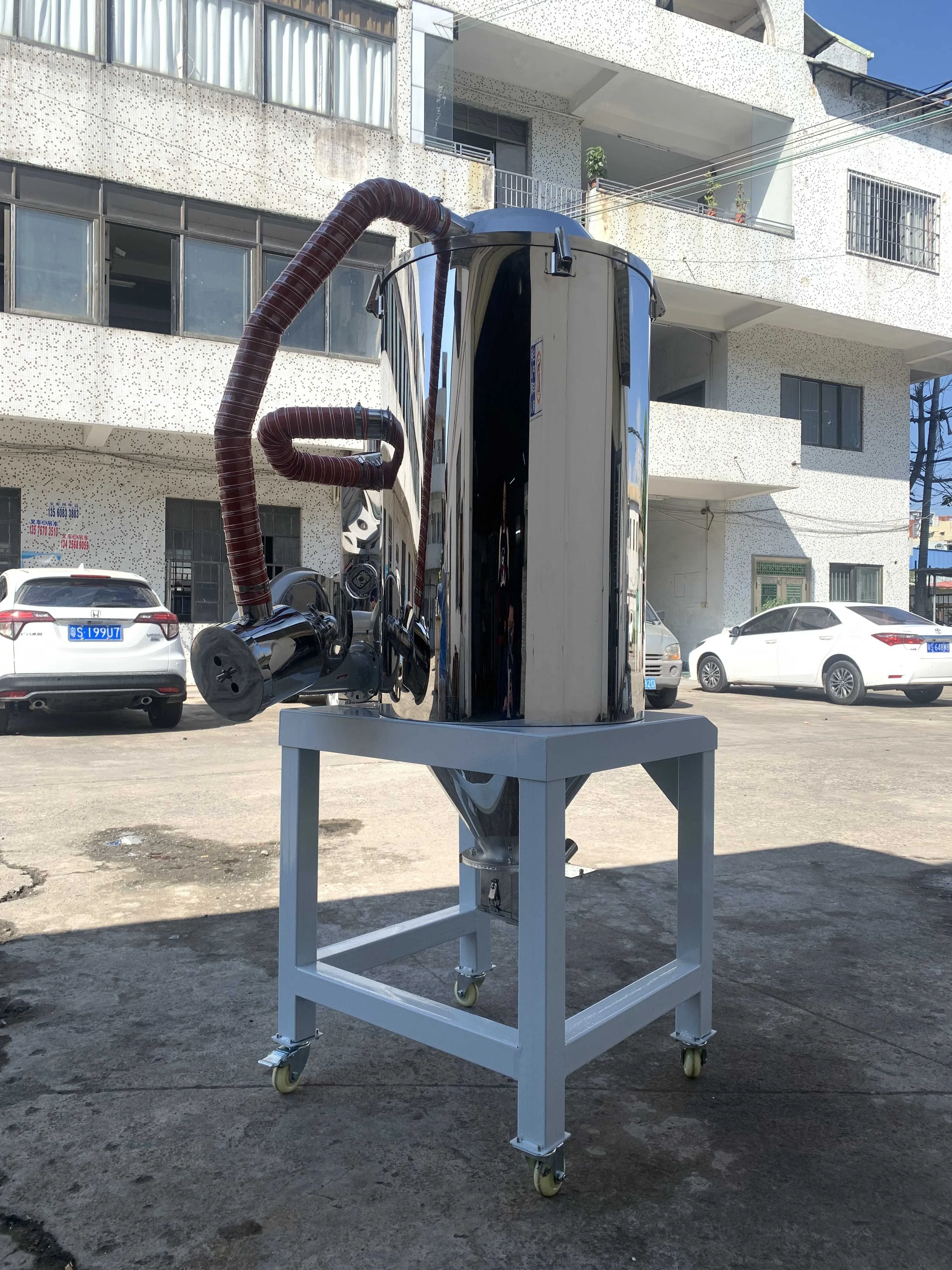 DingYuan Big capacity 400KG PIG Controller Machine Hot Air Euro-Hopper Dryer