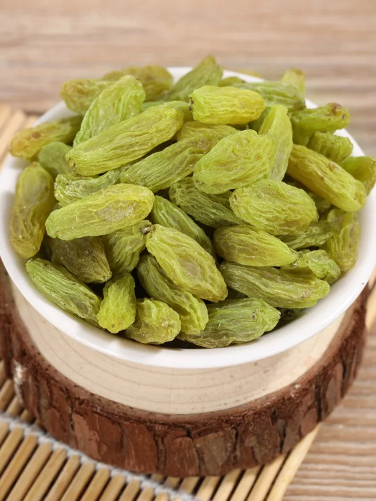 Wholesale Green Raisins Dried Fruit China Sun-Dried No Additives Green Raisins Price