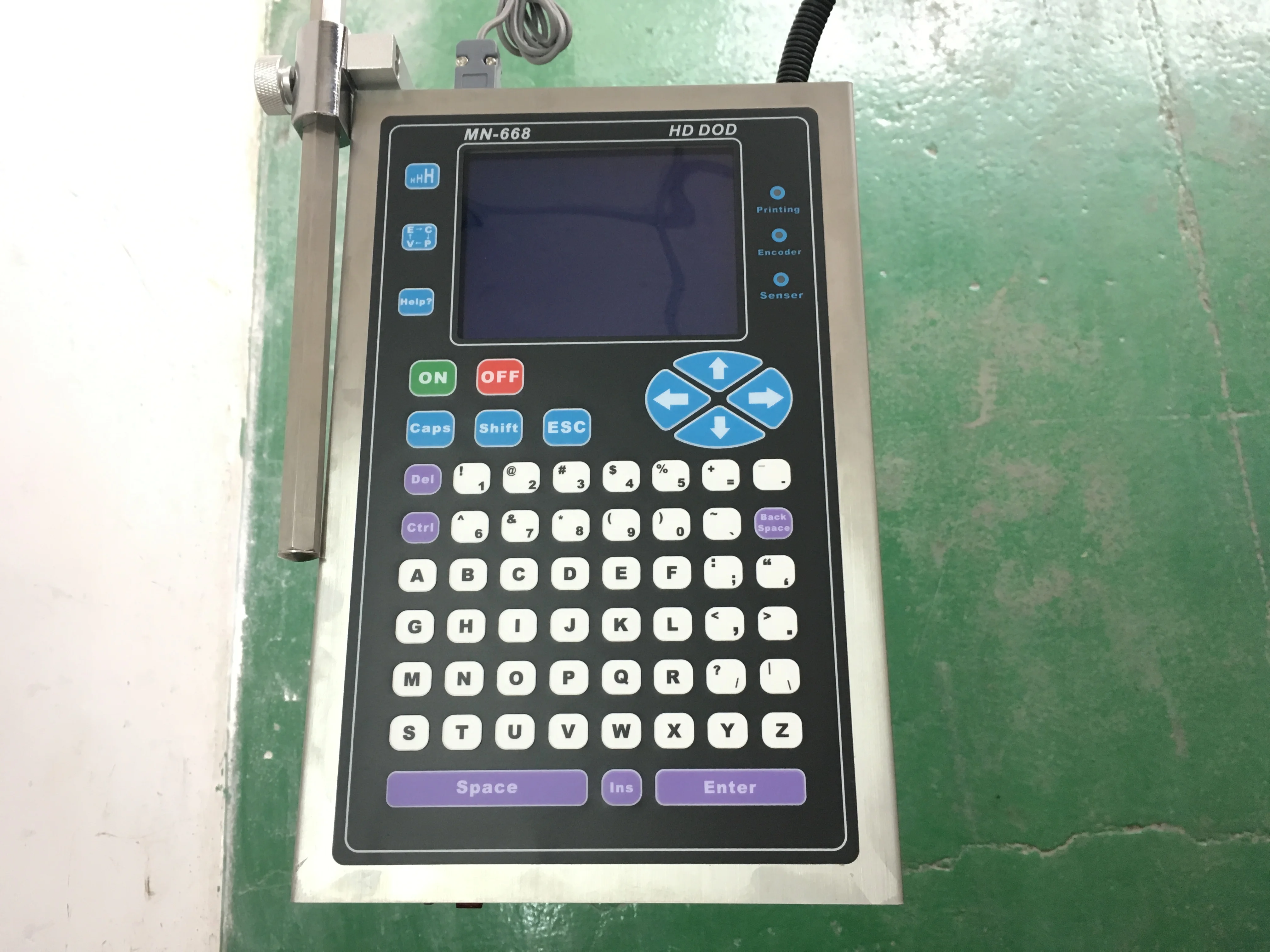 Automatic sensor fixed spray nozzle continuous vertical bechmark digital inkjet code printer for batch code expired date