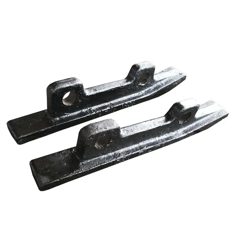 Customized Heavy Equipment Water Glass Sand Casting Steel Track Shoes For Crawler Crane Undercarriage Parts