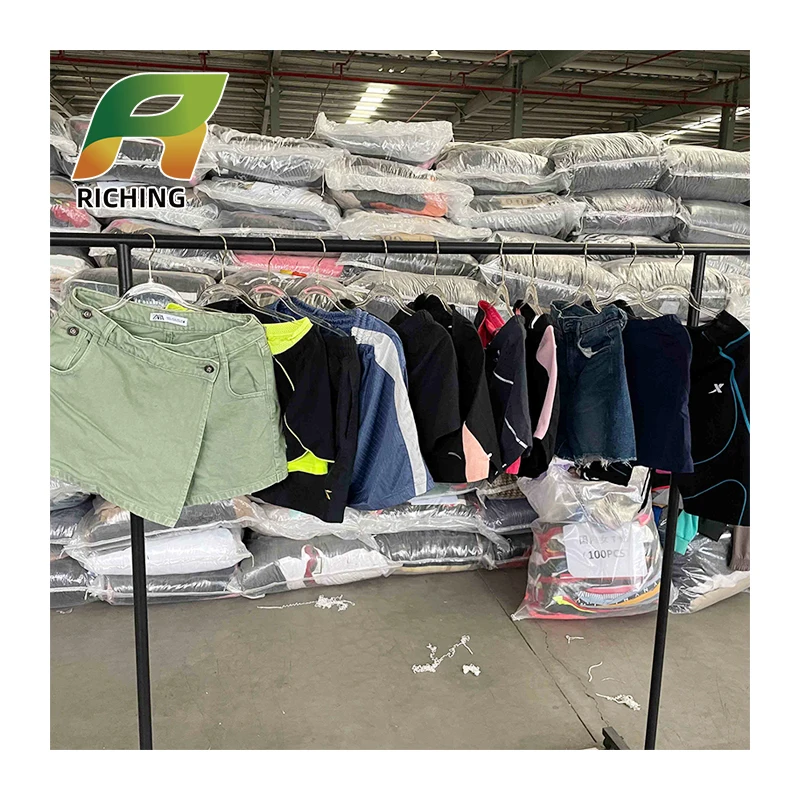 Wholesale Thrift Mixed Clothes Bale Women Men Shirts  Premium  Brand Name Used Clothing Brand