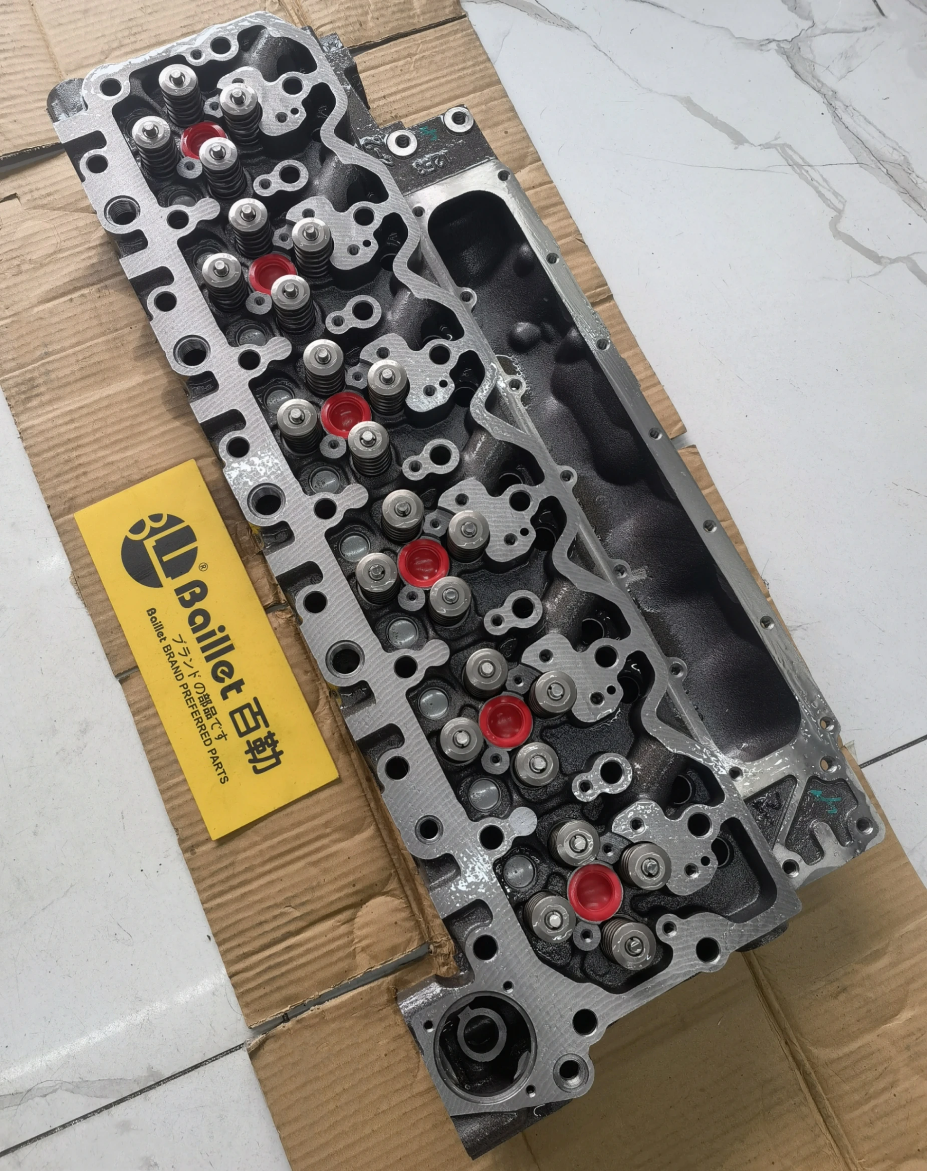 6D107 Excavator Cummins QSB6.7 Cylinder Head 5272457 5361605 4988954 5282721 For Komatsu Cylinder Head Assy