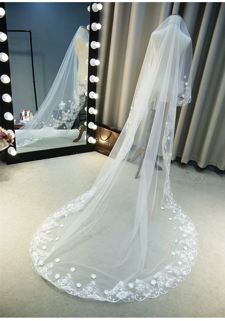 
Soft Bridal Veil Wedding Veil Sequins Lace Long Bridal Veil with Comb 