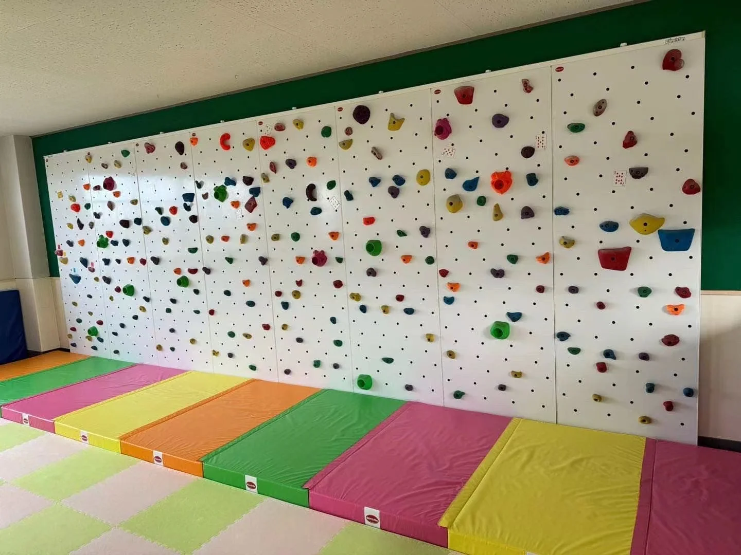GRP Material Flat Rock Climbing Wall Panels Outdoor Made in China