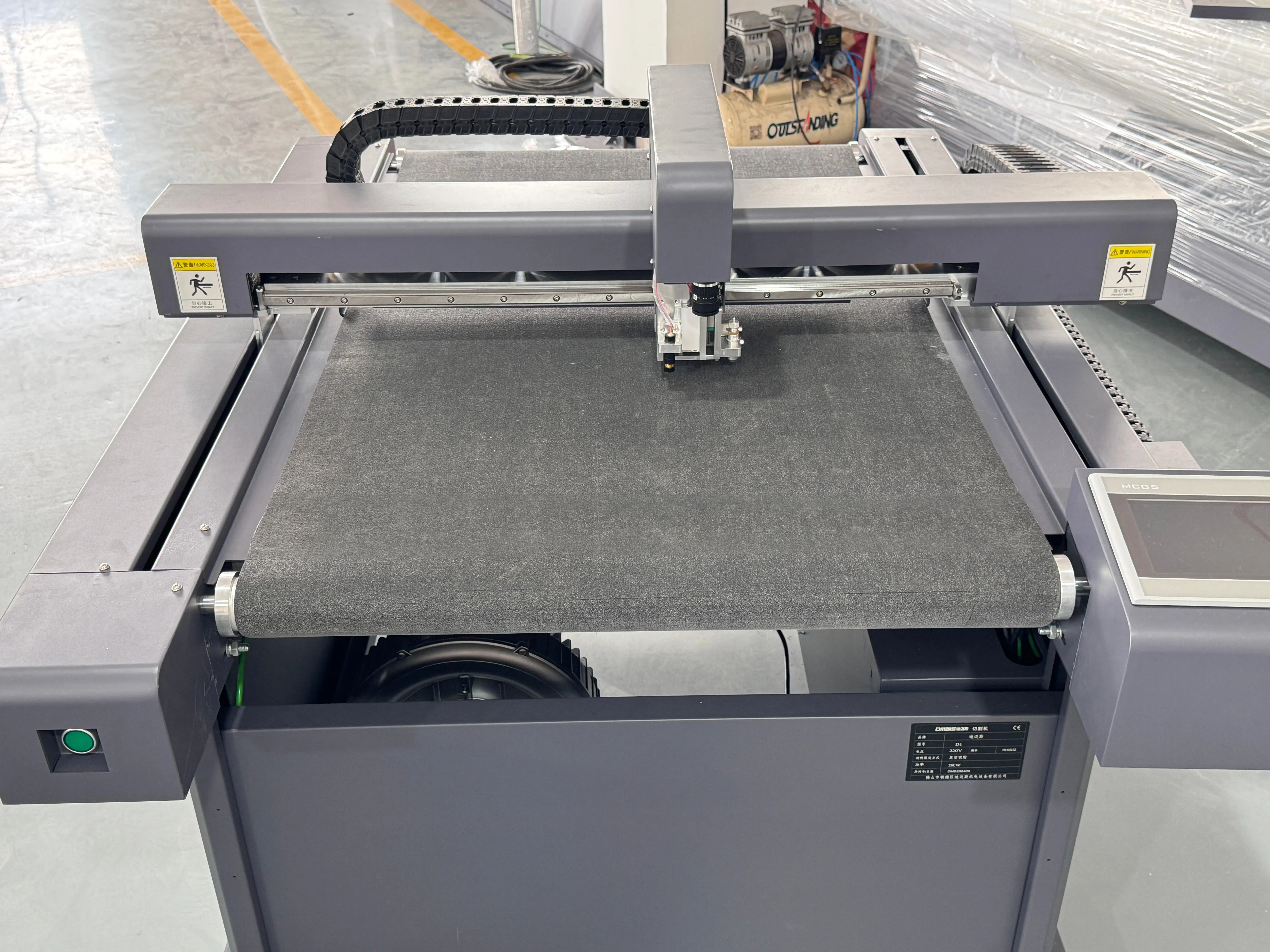 DMAIS 3500W 6090 Vacuum Pump High Speed PVC Flatbed Die Cutter Machine flatbed vinyl cutting plotter for advertising