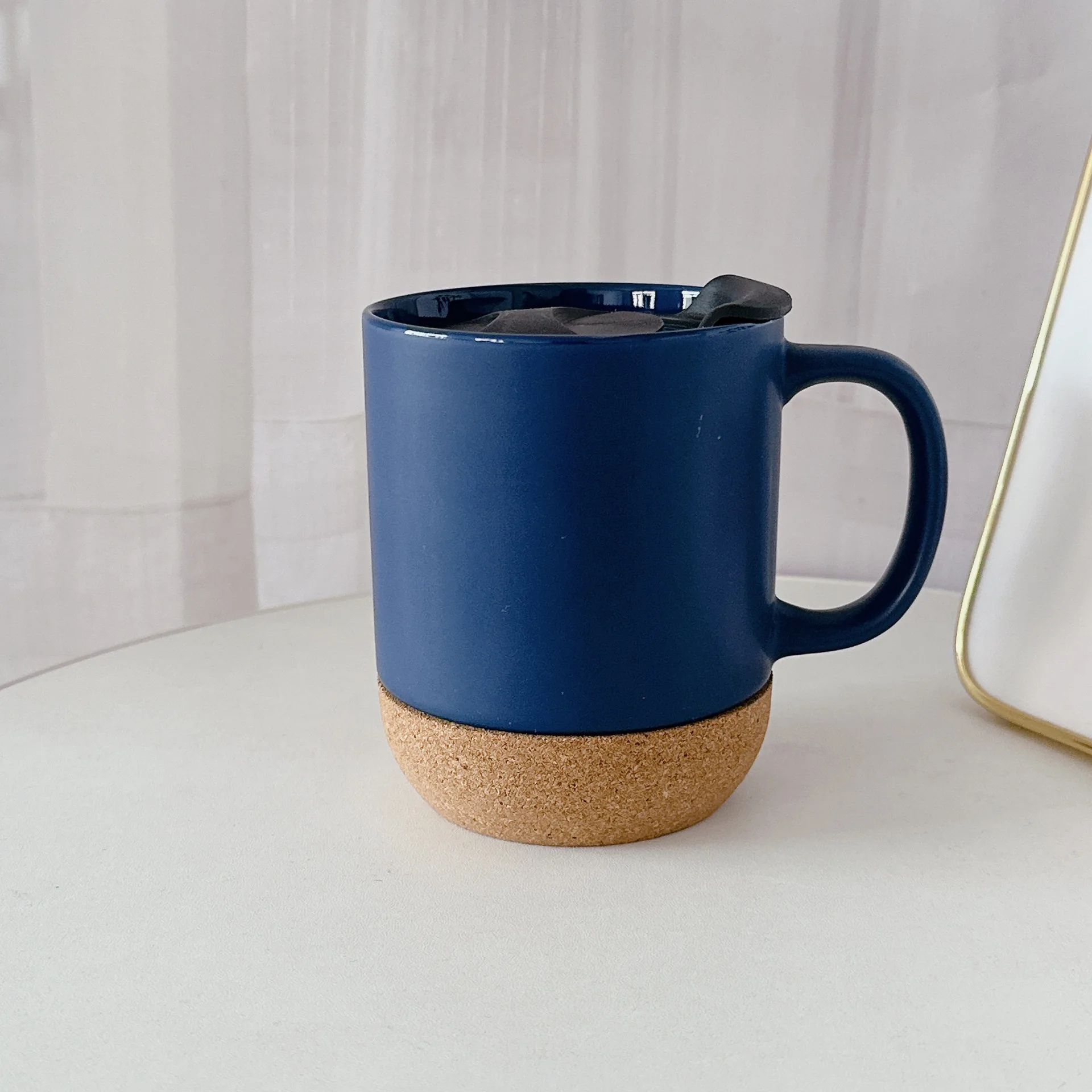 Promotion custom logo gift mugs 12oz Simple Cork-Bottom Ceramic Coffee Cup with lids