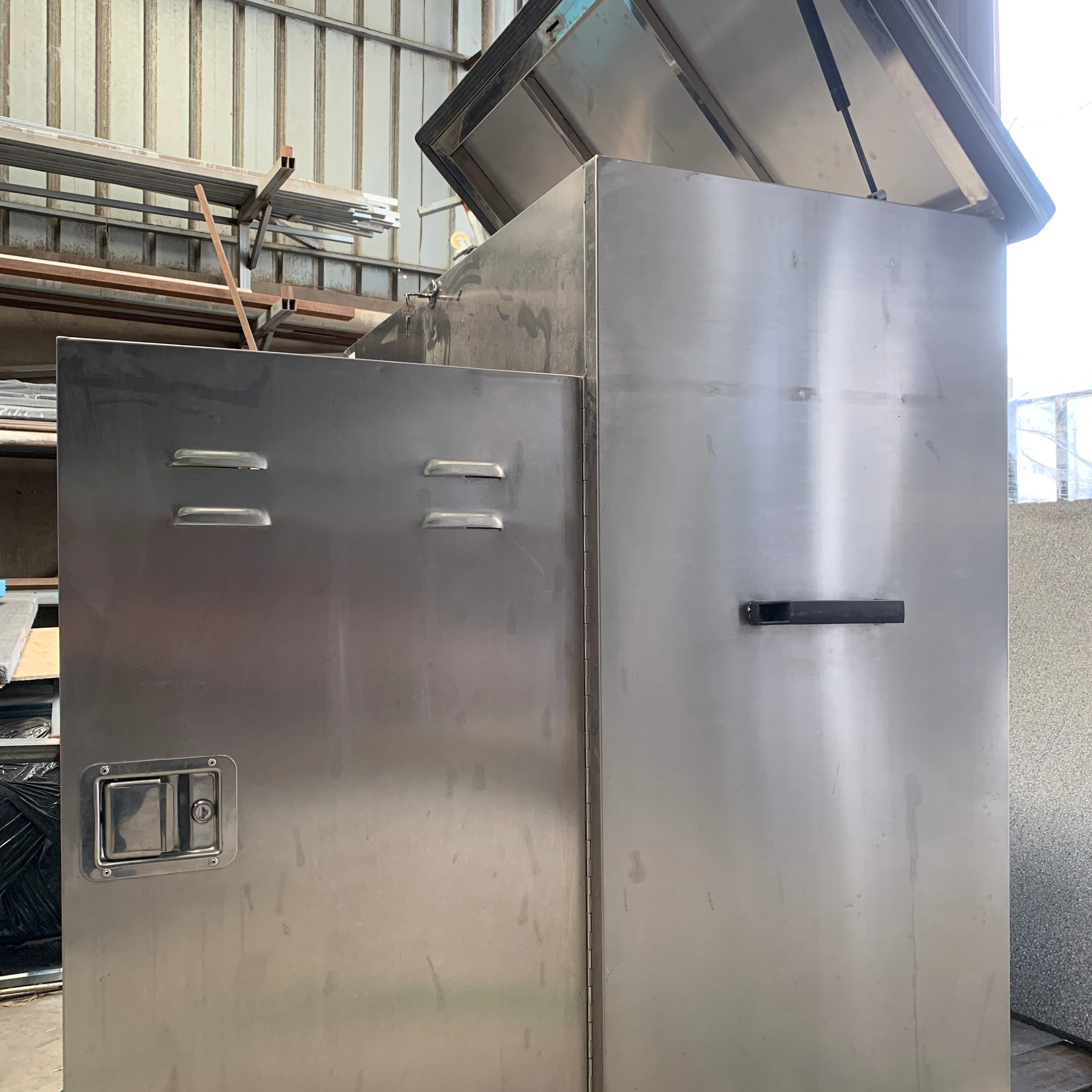 LUXURY 304 MATERIAL Horse cabinet saddle box tack box