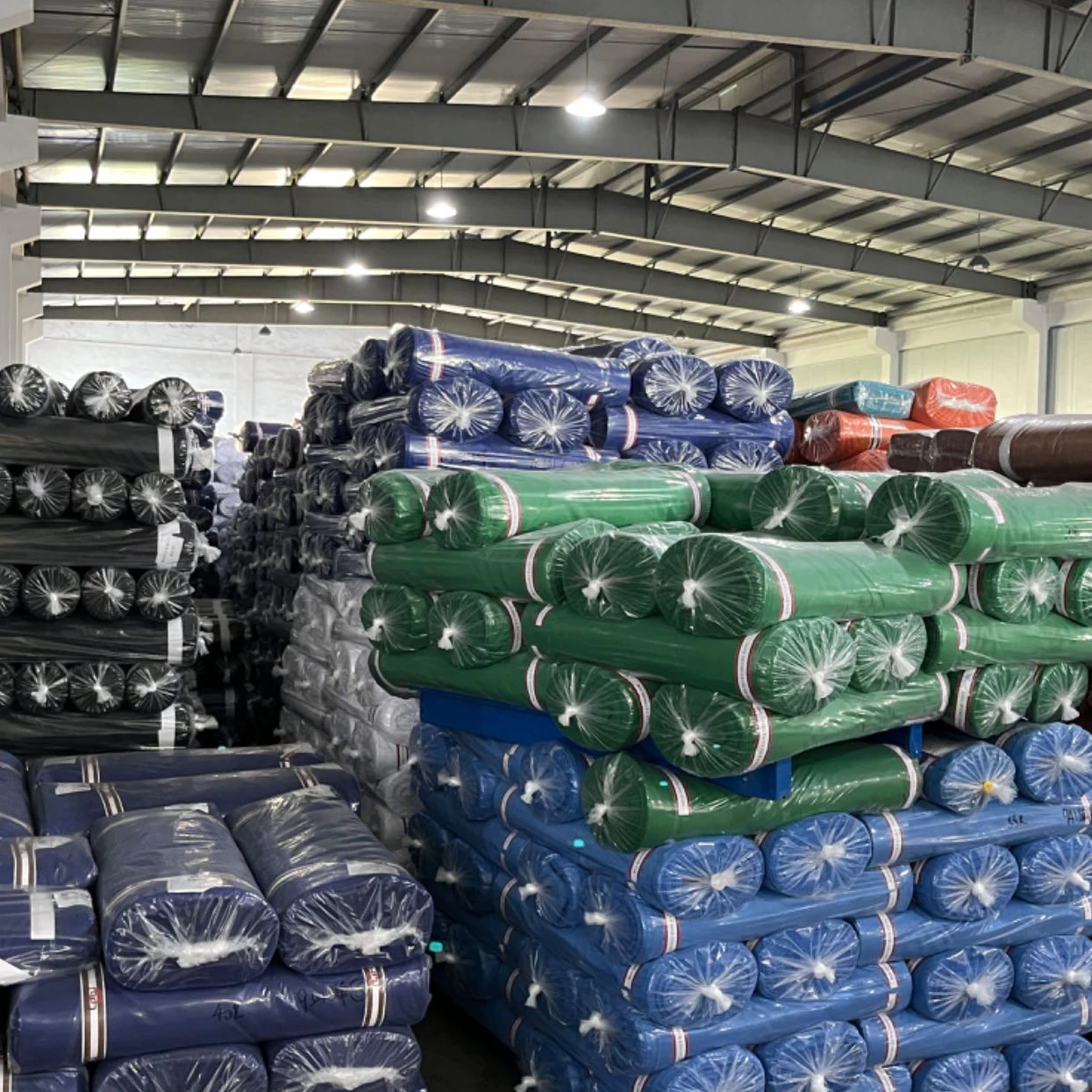 Factory Cheap price 100% Polyester high quality  Loop Velvet for carpets