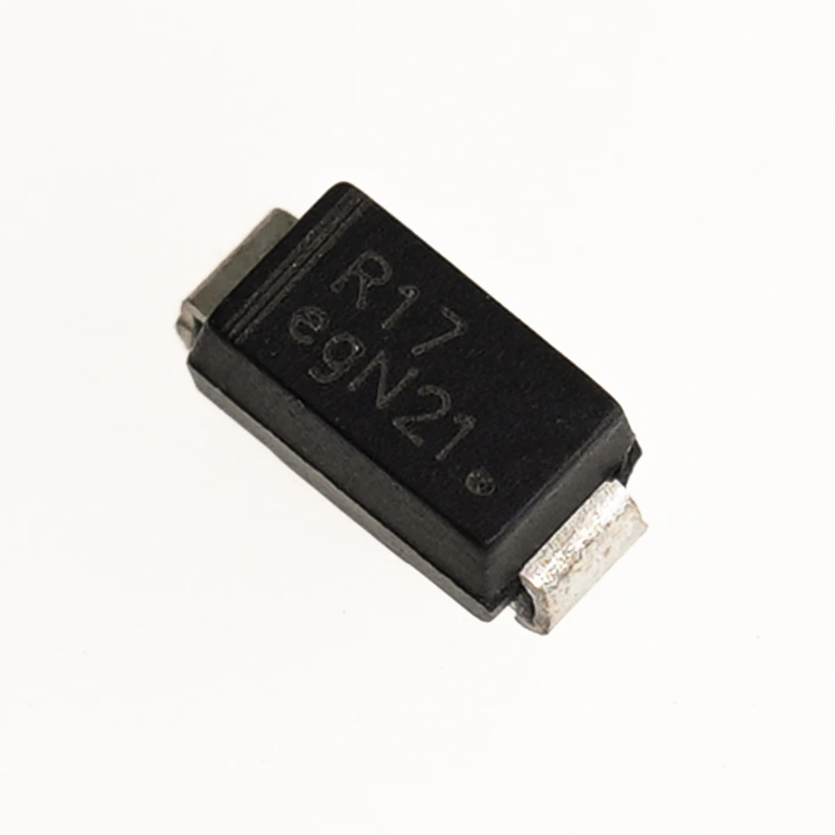 New and Original MRA4007T3G DIODE GEN PURP 1000V 1A SMA marking R17