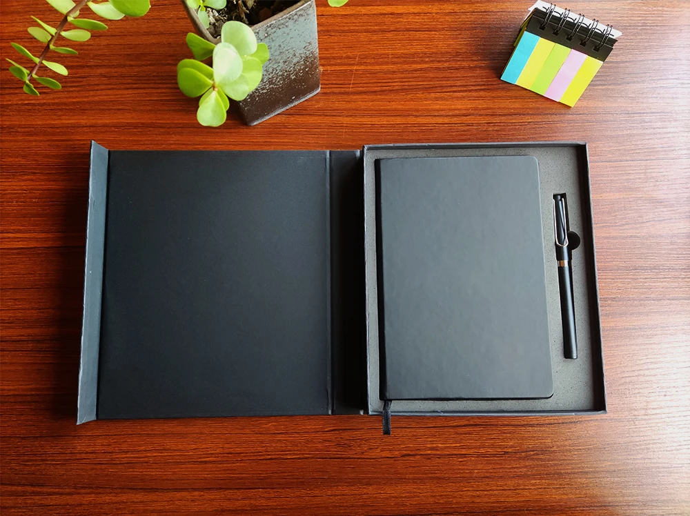 Custom Black Paper Notebook A5 Size Planner with Pen