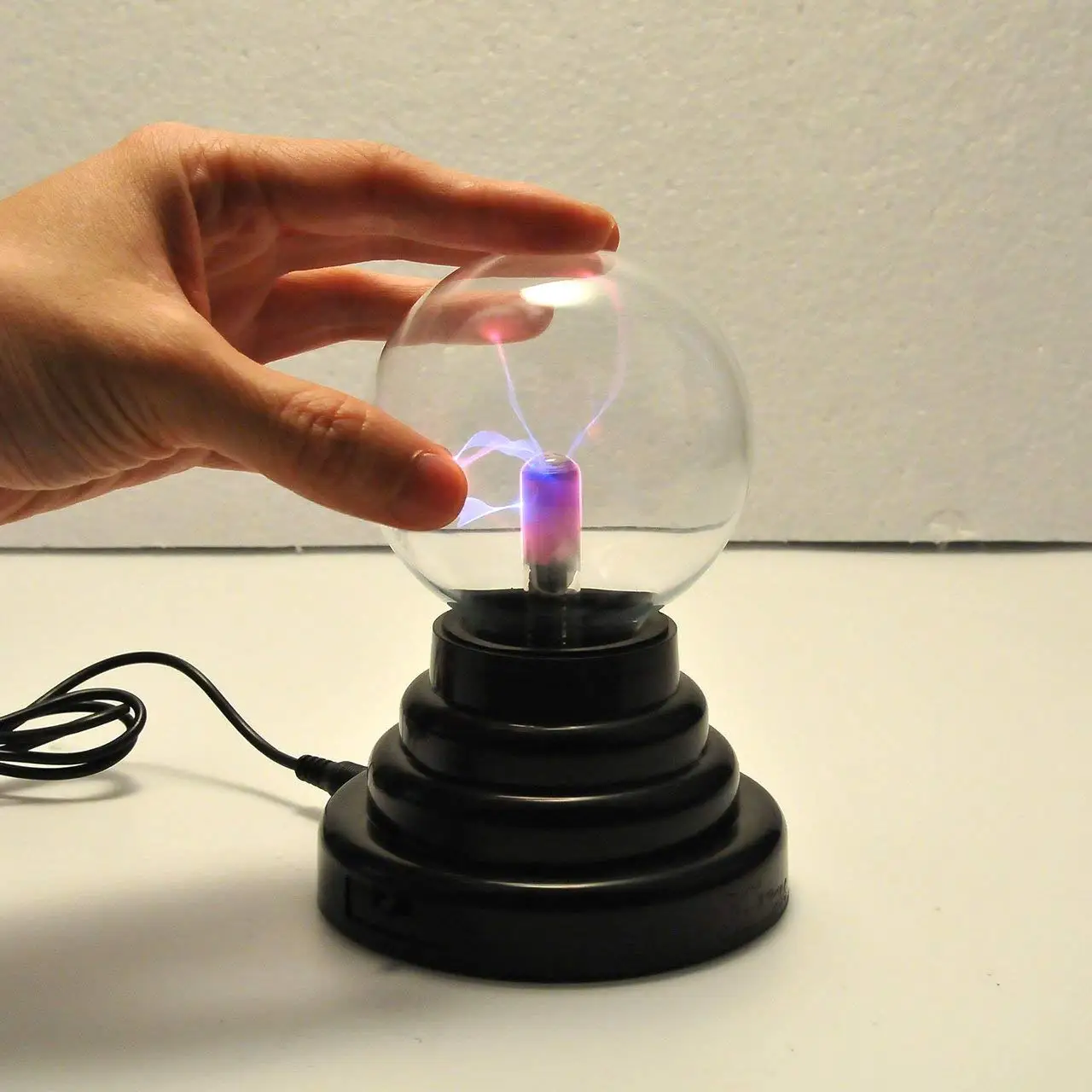 Plasma Ball Lamp Light Sphere Globe Novelty Toy  USB or Battery Powered
