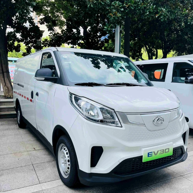 2024 высокоскоростной Электрический фургон Maxus EV30 с длинной базой