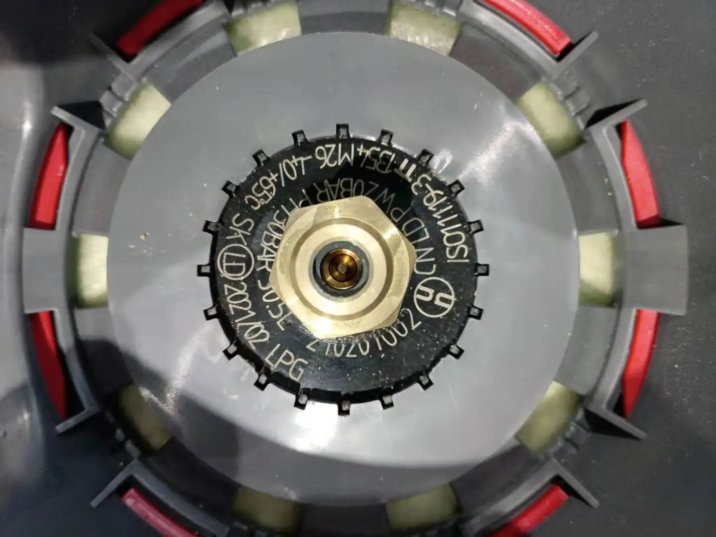 various place use quality kitchen 12.5Kg lpg gas cylinder price good composite lpg tank cooking lpg cylinders