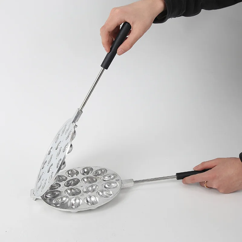 Manufacturer direct selling 16 hole cake mold Household baking mould DIY egg kitchen creative tools