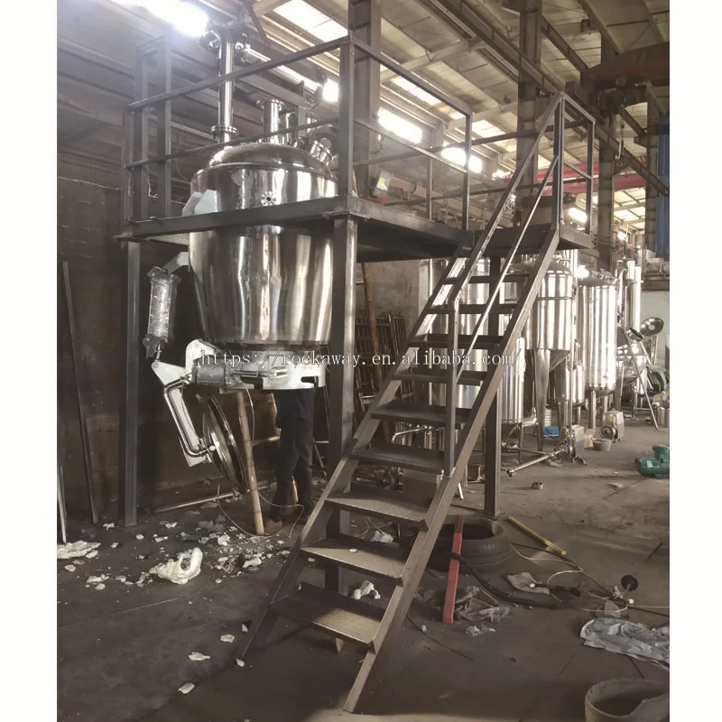 Solvent/water extraction machine