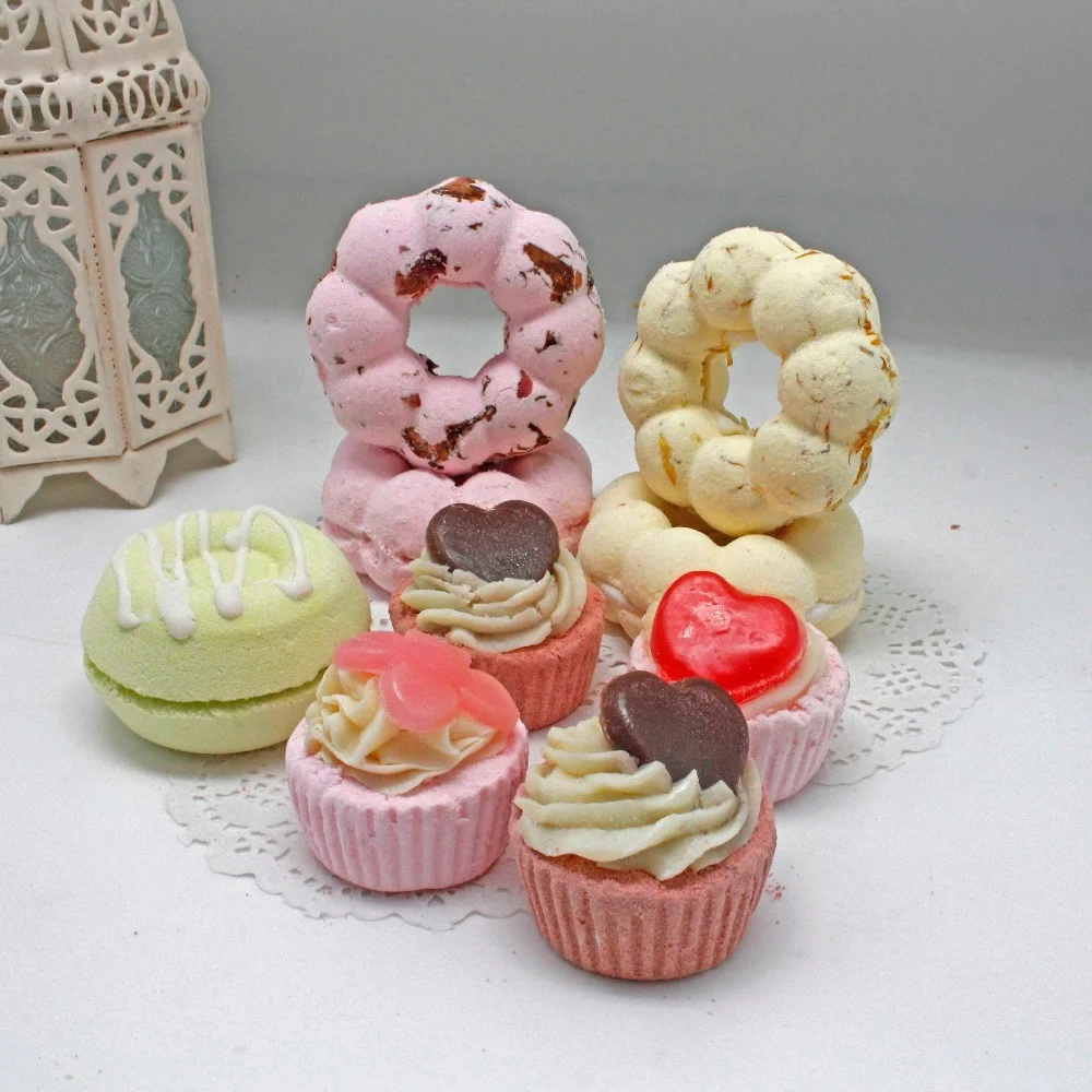 Christmas gift set wtih 6pcs butter cupcake bath fizzer