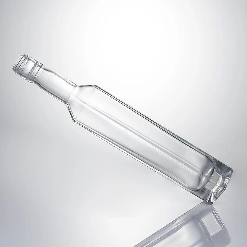 New design Hexagon Glass bottle for Vodka Brandy Empty 500ml 700ml Glass Bottles with lid hexagon shape