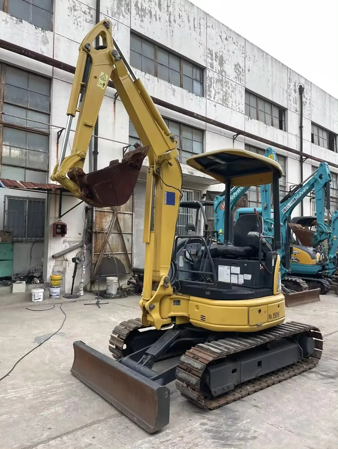 Good Condition Used Komatsu PC30 Excavators Diggers Earthmoving Machine Secondhand Komatsu PC PC 35 PC 300 Excavadora For Sale