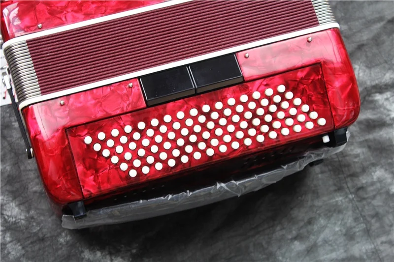 Аккордеон YW663 с 69 кнопками 96B Аккордеоны