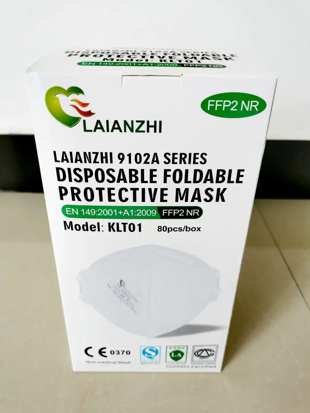 Респиратор LAIANZHI одноразовый складной 4 слоя без клапана модель KP302 FFP3 FFP2