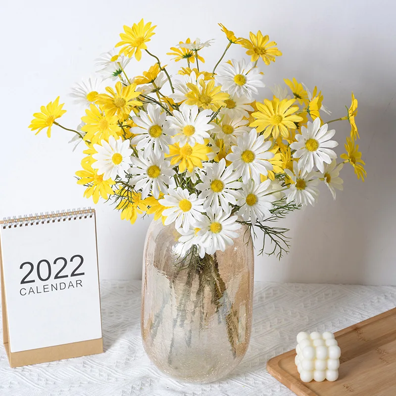 Hot sale Decorative Flowers Silk Small Daisy bouquet Artificial Flowers Cheap Price table centerpiece decor