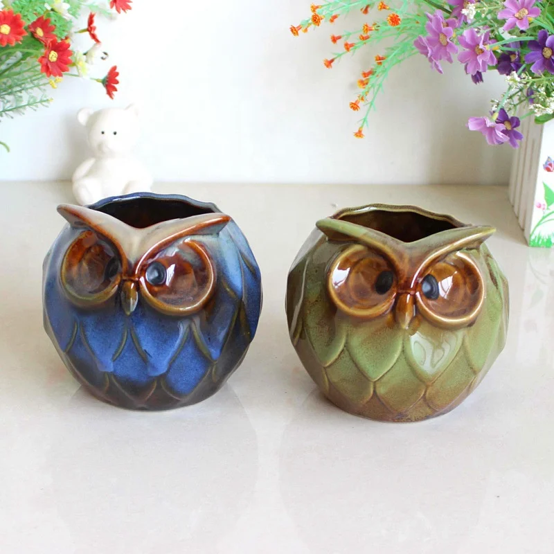 Factory wholesale Ceramic Owl Figurine Custom Flower  Pots For Succulent plant Garden decoration Indoor Desktop  Decoration
