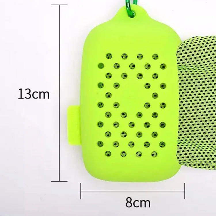 Popular Luxury Moisture Absorbing Silicone Case Packed Dry Fast Portable Cooling Hand Face Towel