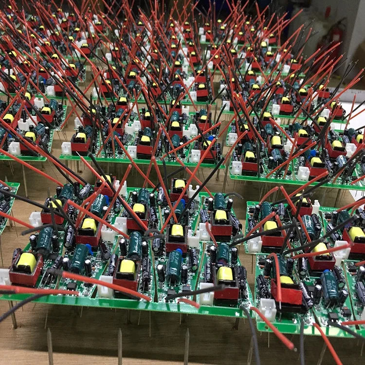 Factory customized 10W HPF isolation bulb driver LED bulb driver