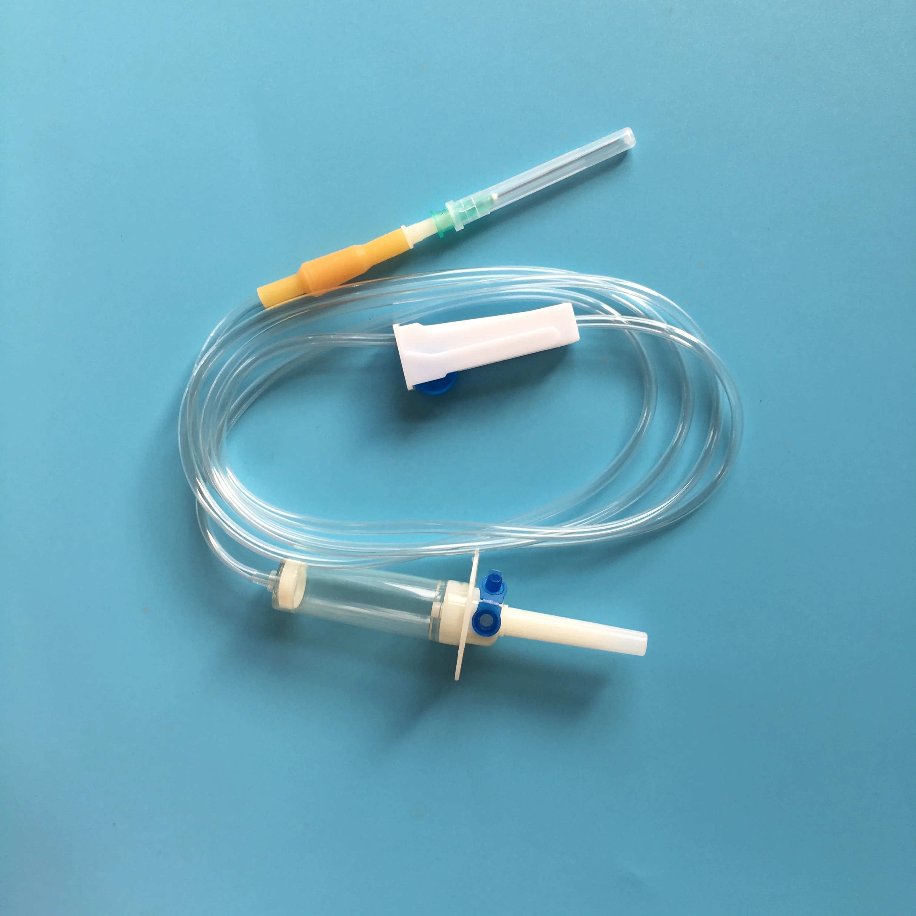 Одноразовый инфузионный Подарочный набор с иглой для одноразового использования 21 г, Одобрено CE и ISO