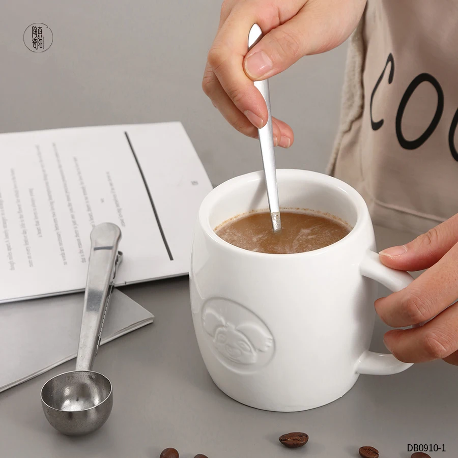 reusable custom engraved relief logo white ceramic coffee tea water milk mug embossed mug ceramic coffee cups mug