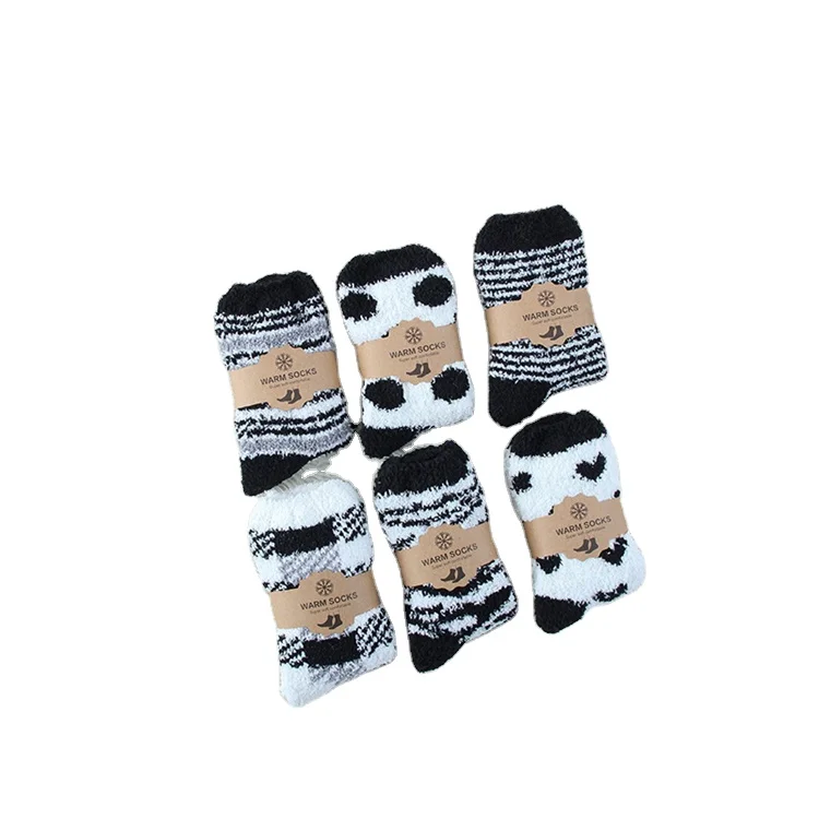 Winter Hot Selling Design Stripe Dots Plaid Coral Fleece Fuzzy Socks High Quality Socks.Popular Socks