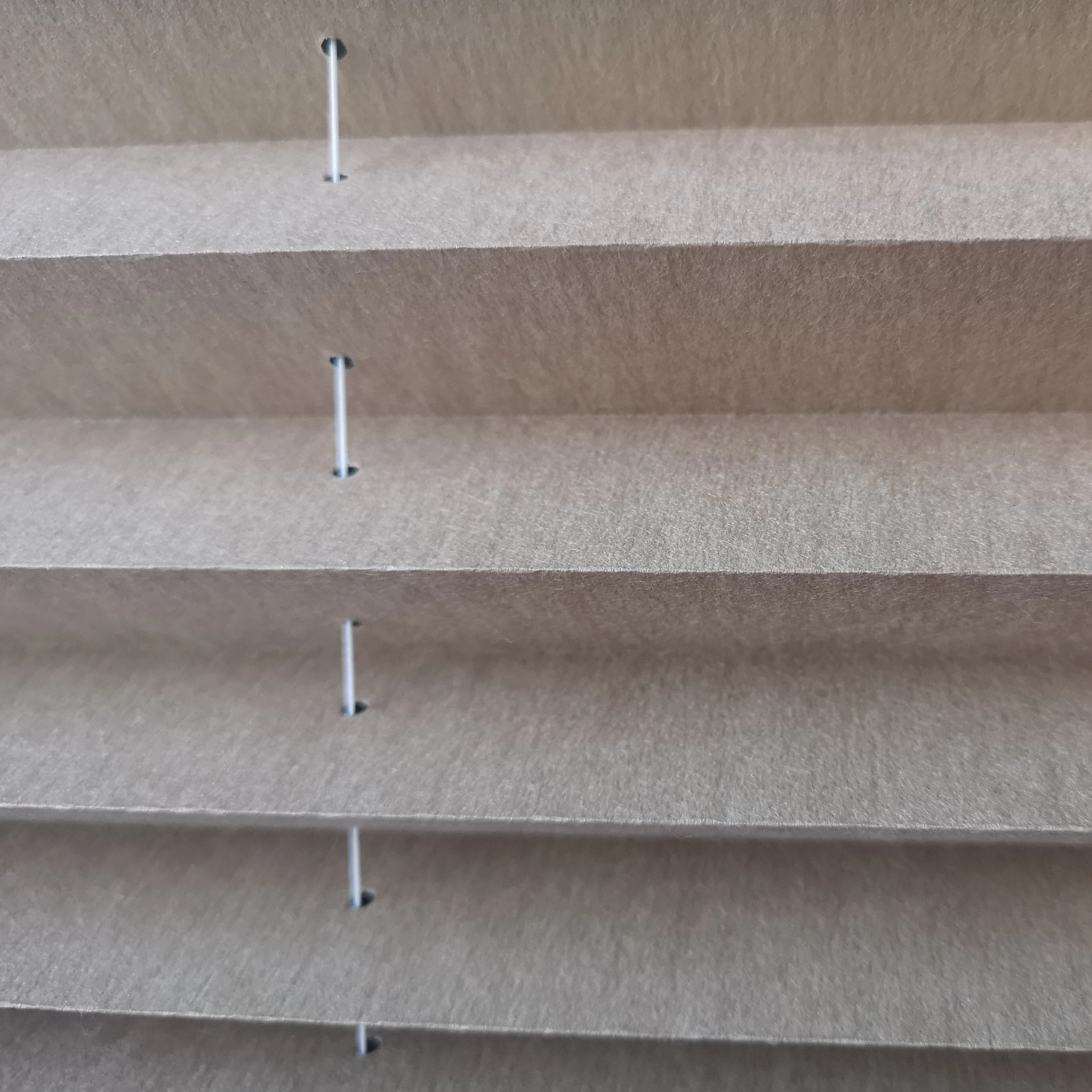 Wholesale easy installation decoration sun filter curtain temporary shutter bathroom pleated curtain