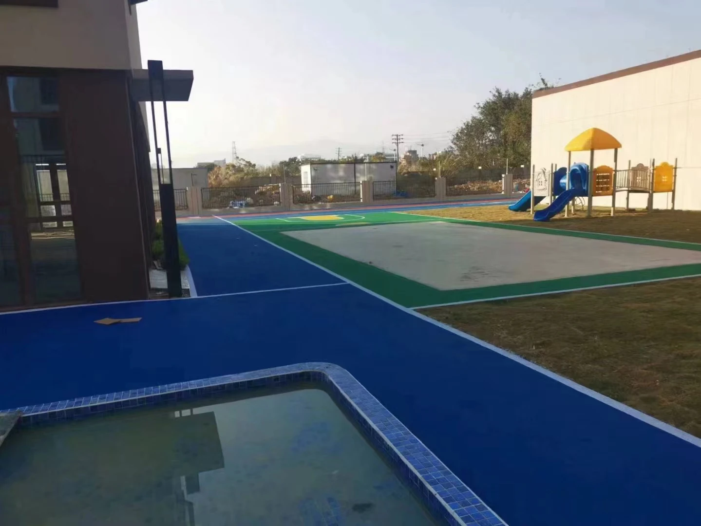 Новый продукт EPDM резиновые гранулы защитная резина для игровой площадки отличной производительности и долговечности