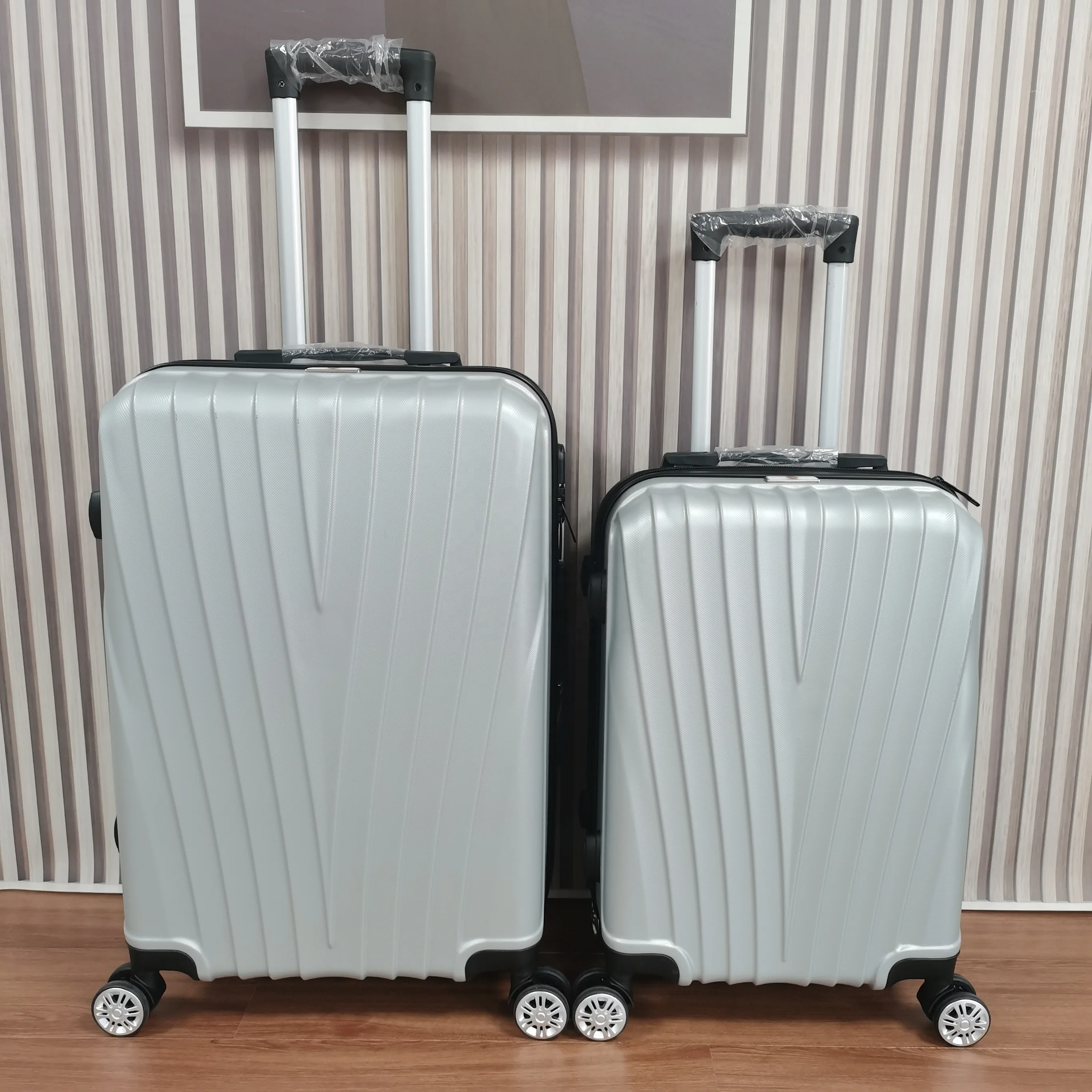 20/24/28 3 Piece Luggage Set Customize Travel Trolley Case Bag ABS Hardshell Lightweight Carry On Suitcase Luggage Factory Price