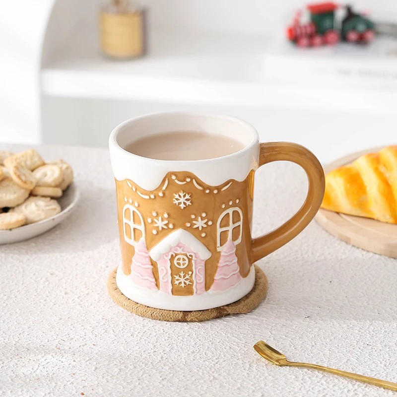 Wholesale Custom Cartoon handmade gingerbread man Christmas House embossed 3d Large Capacity Ceramic Cup Christmas Mug