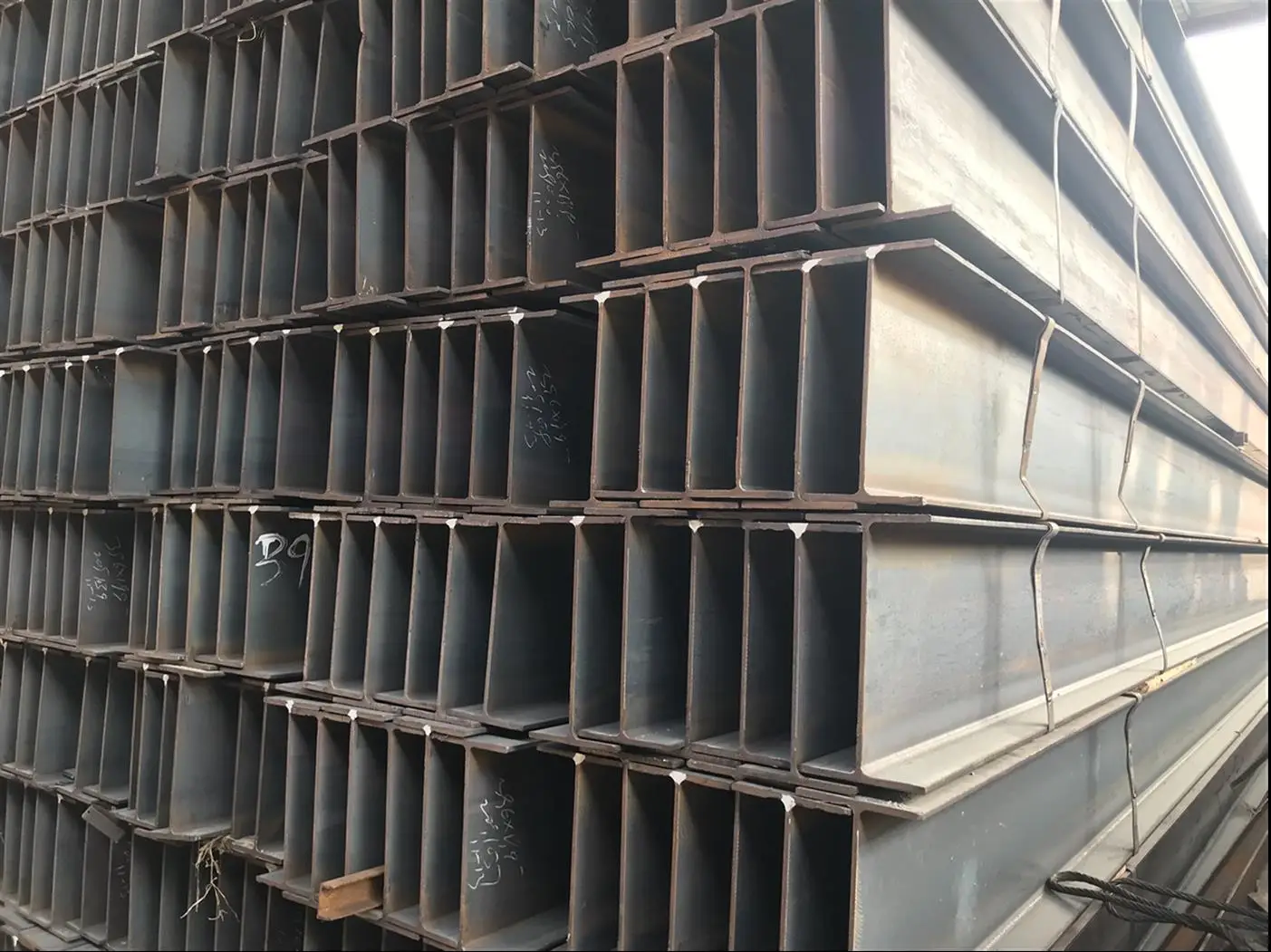 Низкая цена AiSi 45c/56a #321 304 нержавеющая сталь I Beam/H beam полированный