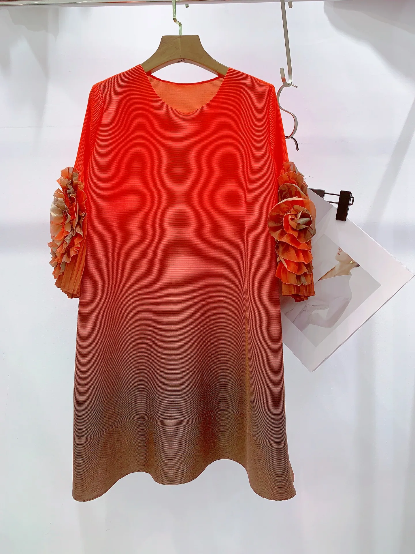 Woman Fashion Apparel Elegant Vintage Lady Floral Evening Casual Dresses