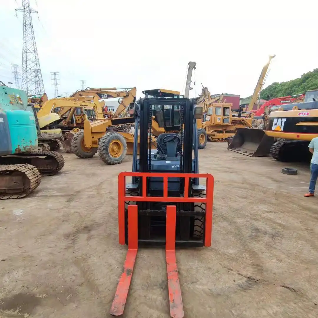 
USED JAPANESE FD30 FORKLIFT, FD30 FORKLIFT WITH LOW PRICE IN THE GOOD CONDITION. 