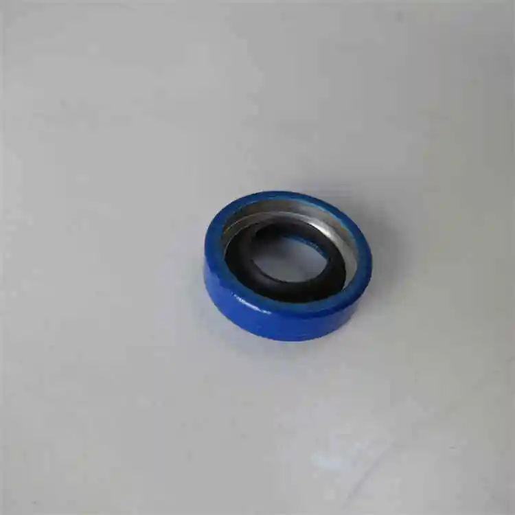 Factory supply High quality diesel engine Oil seal 3071643 for truck