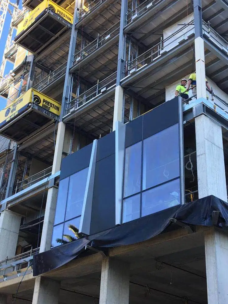 Алюминиевые стены с двойным остеклением из закаленного стекла