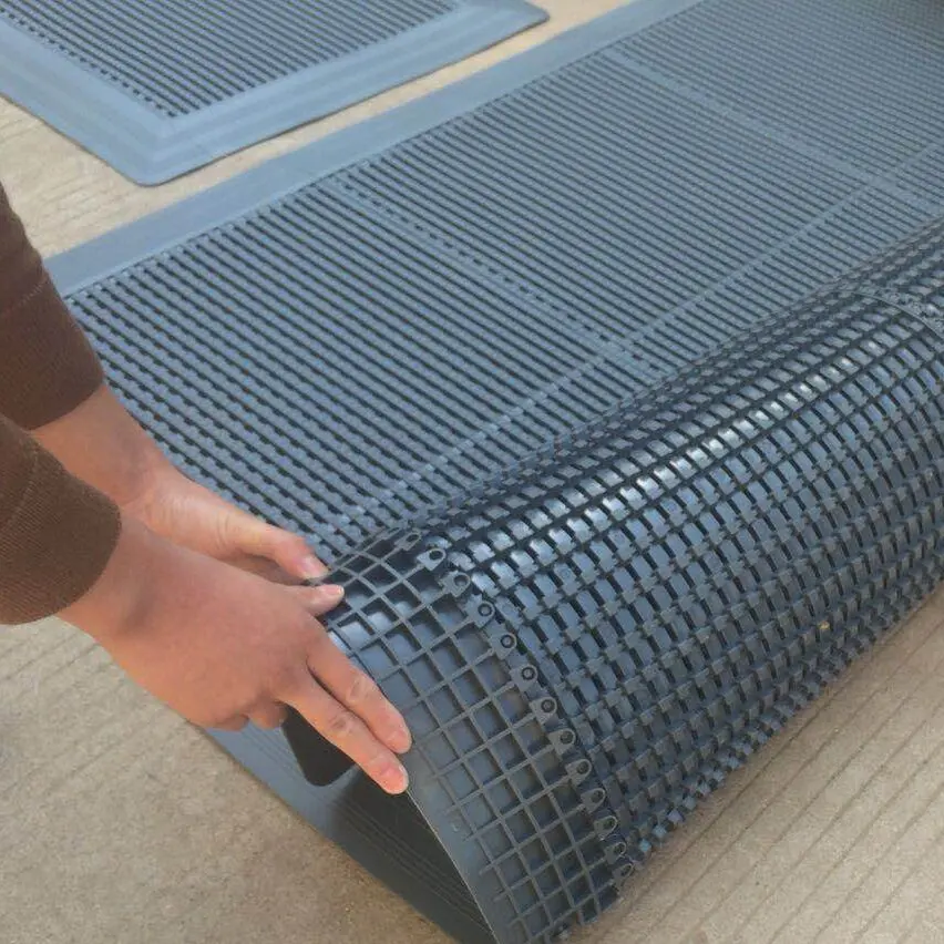Non-Slip Waterproof interlocking deck tiles Drain Pool Shower Bath Kitchen Cushion Tiles swimming pool mats for Wet Areas
