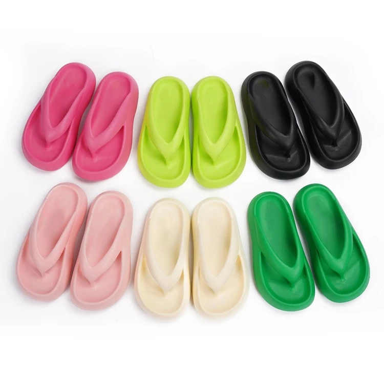 Wholesale Custom Logo Summer Platform EVA Slippers For Women Pillow Slides Cloud Flip-Flops Slippers Ladies Sandal
