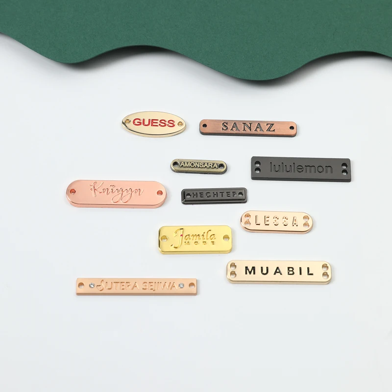 Manufacturer customized purse metal nameplate zinc alloy color preserving electroplating label customized metal logo
