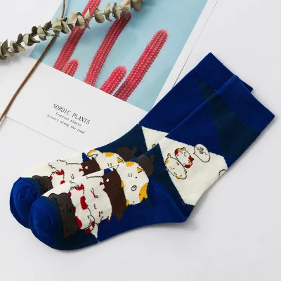 2021 hot selling creative trendy crew wholesale socks logo customize cartoon socks for women